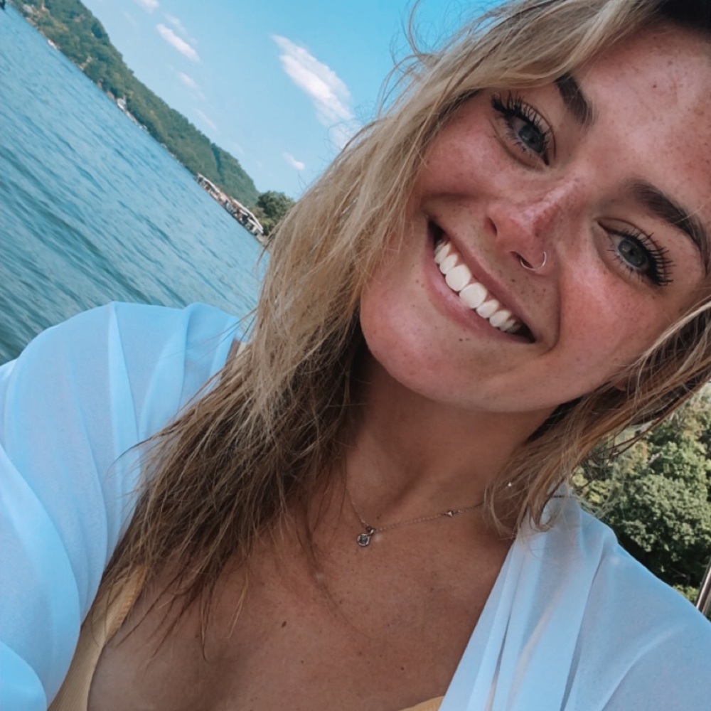 Meet your Posher, Rachel